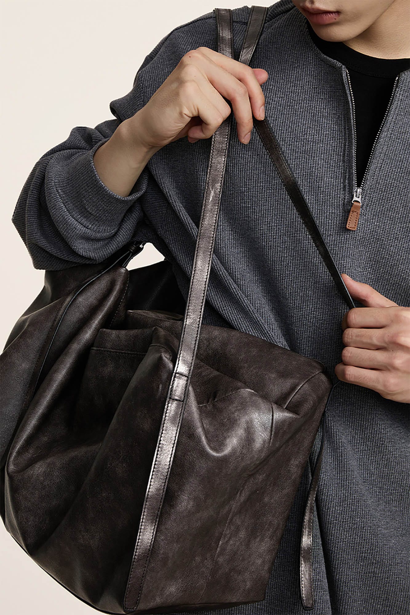 Sac à bandoulière stylé à double sangle