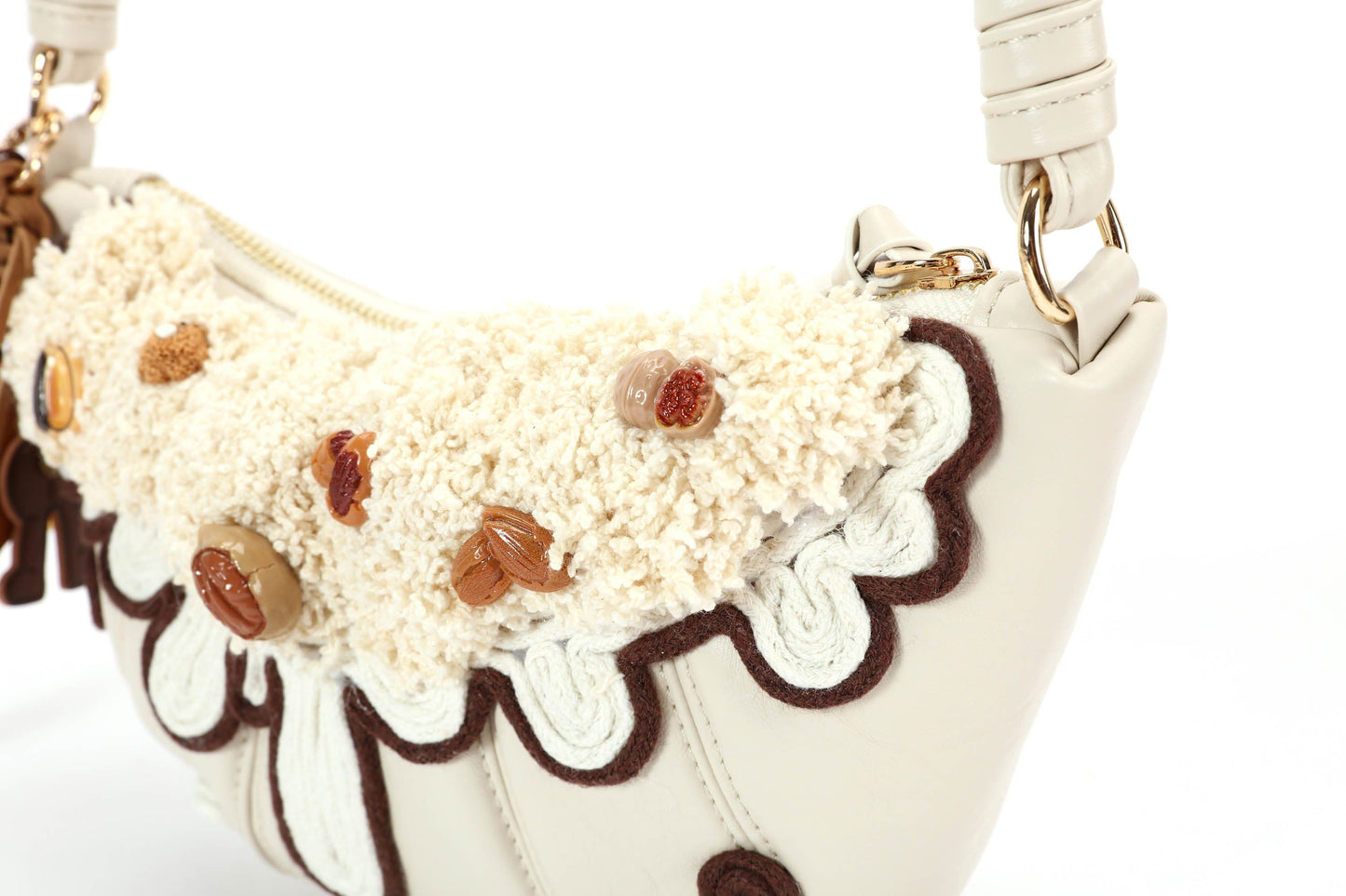 Sac à main croissant crème tendance