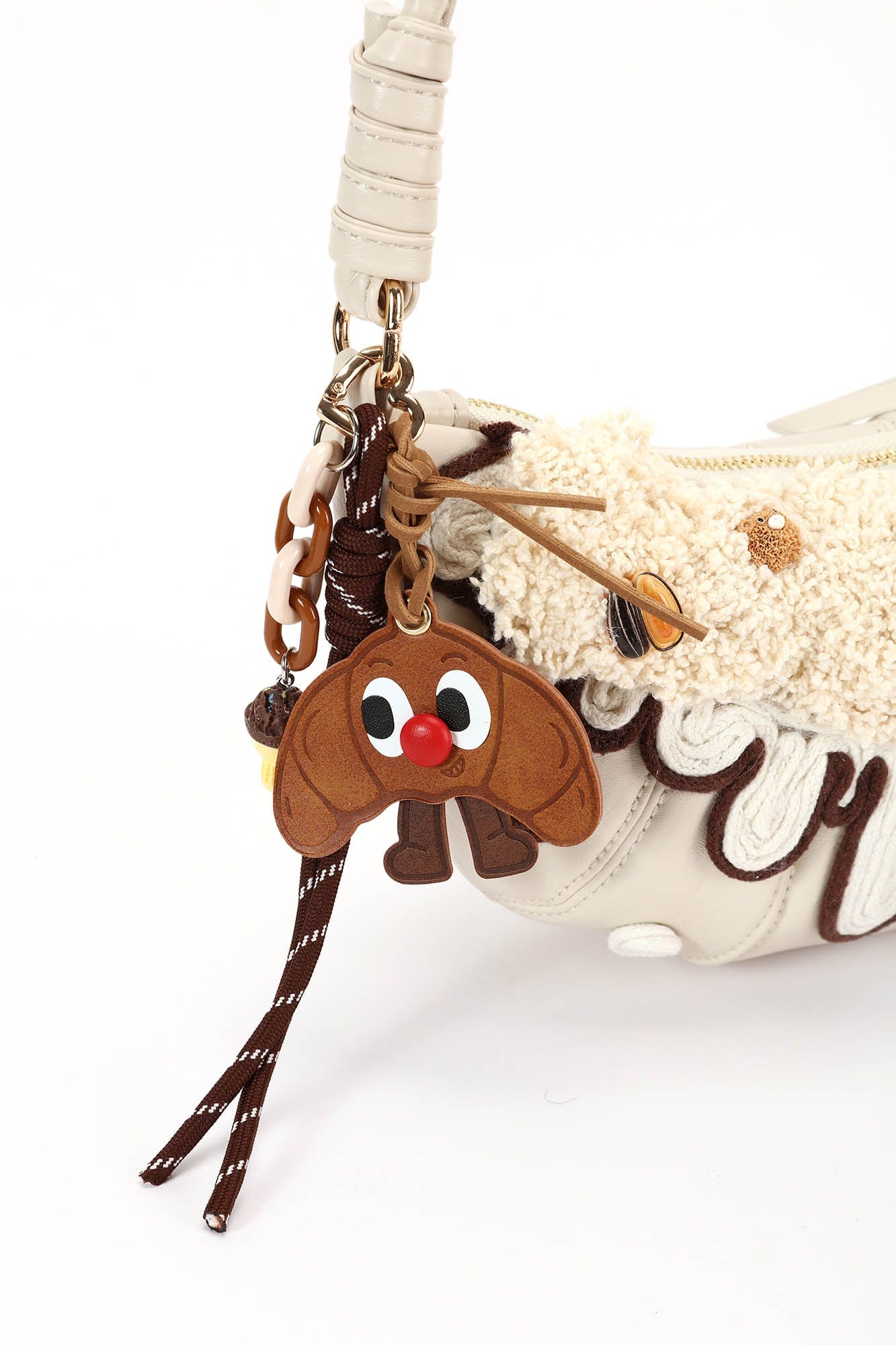 Sac à main croissant crème tendance