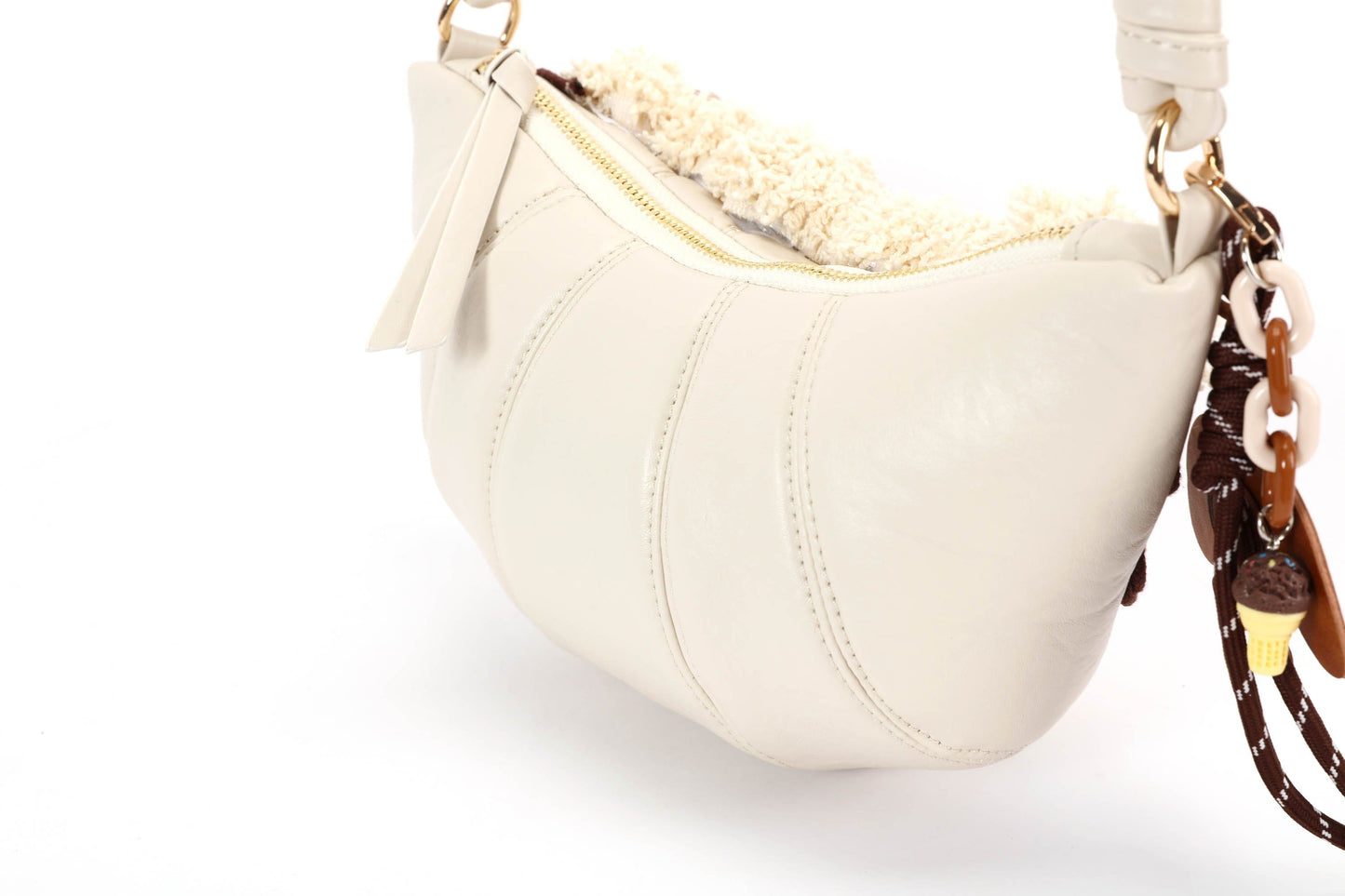 Sac à main croissant crème tendance