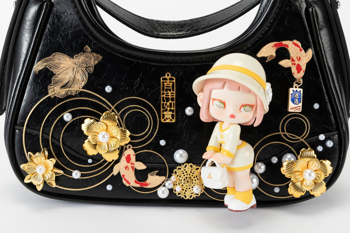 Sac Hobo Koi et Poupée Fantaisiste