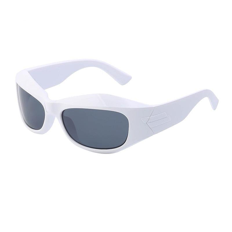 Lunettes de soleil futuristes