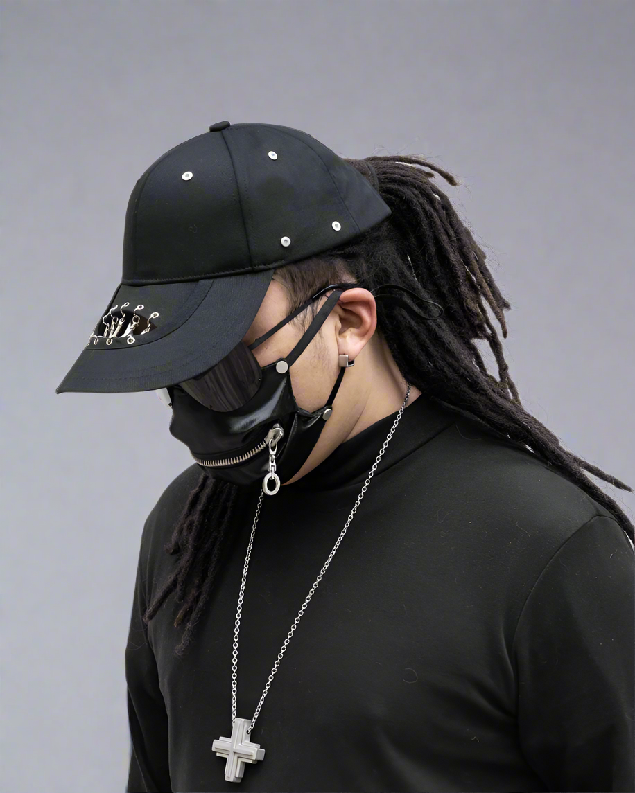 Casquette Noire Chaîne Creuse