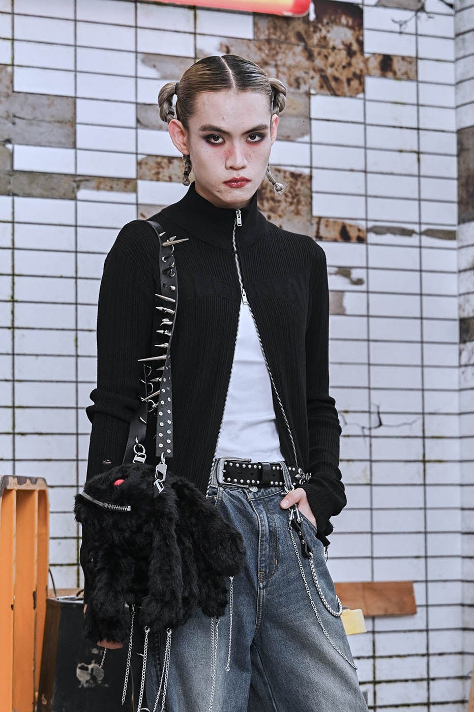 Sac en bandoulière créature prêt pour l'aventure - sac au design unique - Sac en bandoulière créature en peluche pour un look ludique