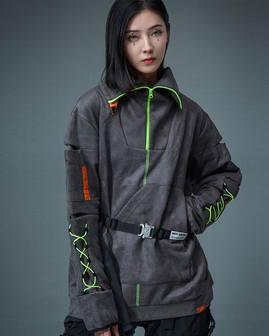 Hoodie Col Roulé en Suède Futuriste