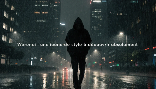 Silhouette urbaine en hoodie noir oversize et cargo dans un décor sombre, illuminée par des néons, titre "Werenoi : une icône de style à découvrir absolument" en typographie claire