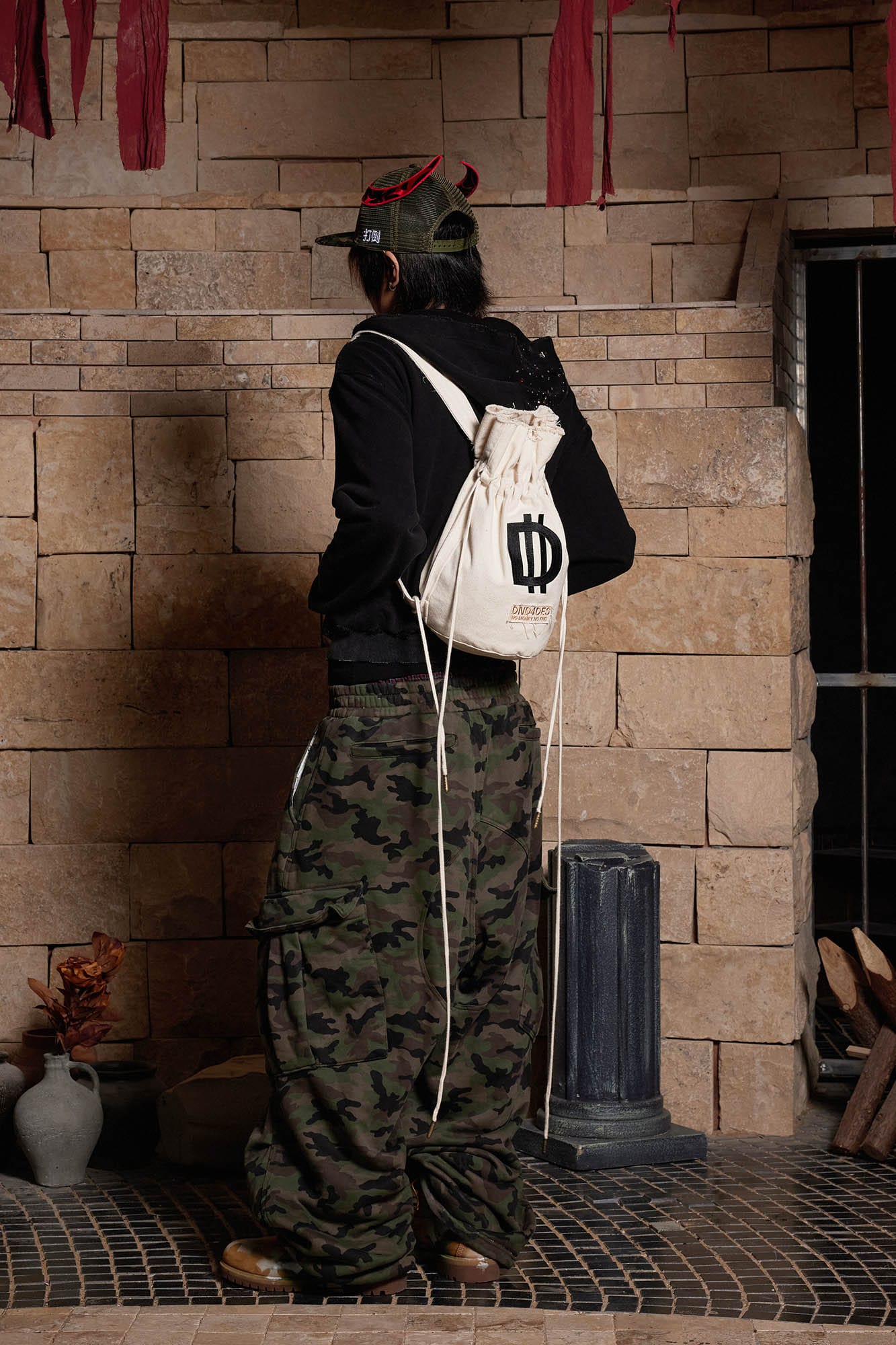 Sac à dos seau chic avec cordon de serrage