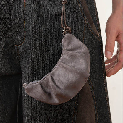 Porte-monnaie en forme de croissant