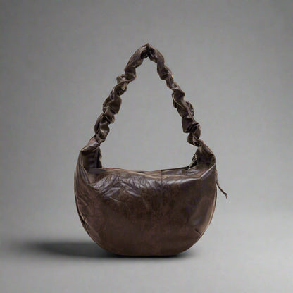 Tote en Forme de Croissant Élégant