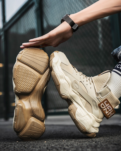 Baskets légères de performance pour aventures