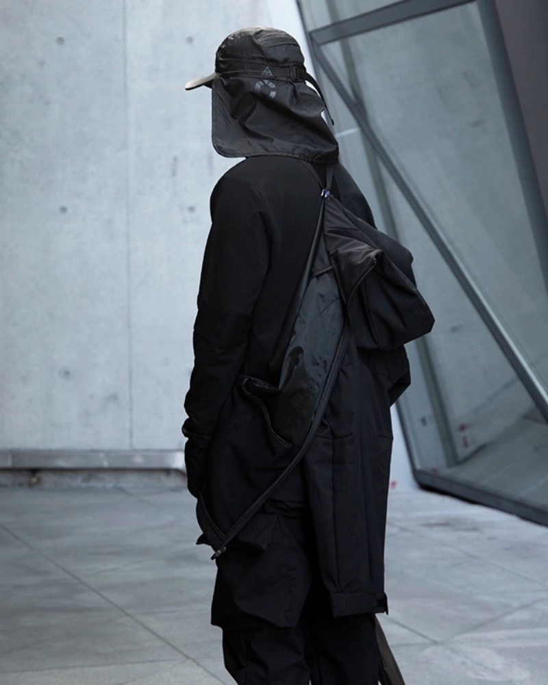 Veste Utilitaire Cyberpunk Dynamique