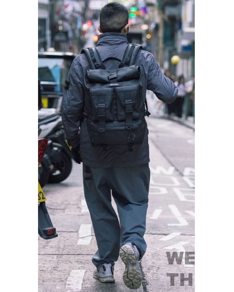 Sac à dos polyvalent prêt pour l'aventure