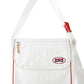 Sac bandoulière chic prêt pour l'aventure