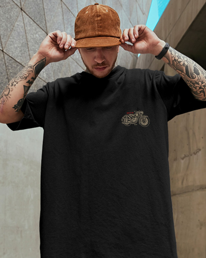 T-shirt Biker Oversized Audacieux