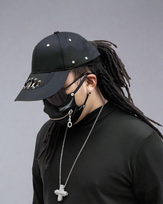 Casquette Noire Chaîne Creuse