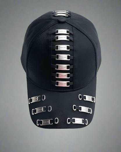 Casquette Chic en Métal Audacieux