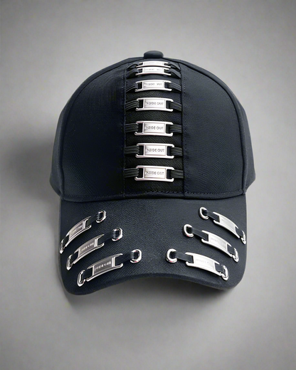 Casquette Chic en Métal Audacieux
