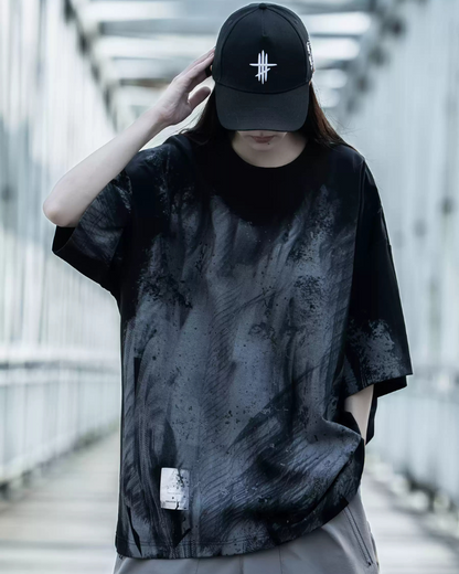 T-shirt graphique coloré en tie-dye