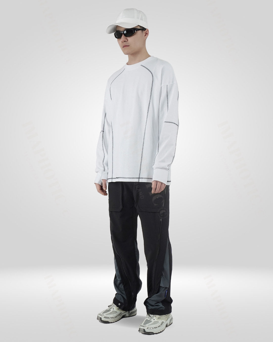 Sweat-shirt classique en coton blanc