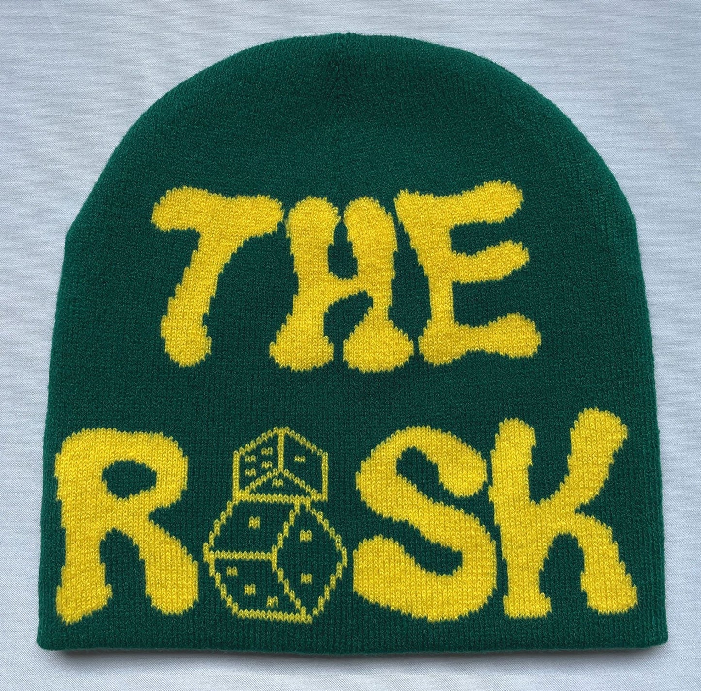 Beanie Streetwear -  y2k - Beanie Streetwear Années 2000 : Style et Confort Unisexe
