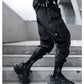 Pantalons Noirs à Bretelles pour le Style