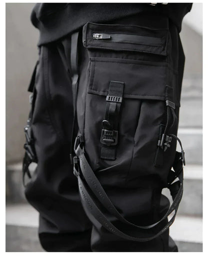 Pantalons Noirs à Bretelles pour le Style