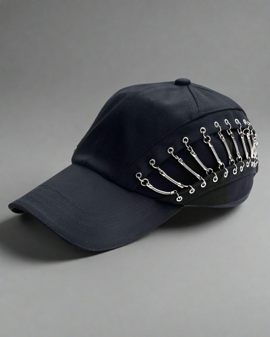 Bonnet Chic en Chaîne Creuse - accessoire de mode - Bonnet Chic en Chaîne Creuse au Style Unique