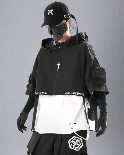 Cape à capuche noire élégante - vêtements d'extérieur - Cape noire à capuche élégante pour aventures urbaines