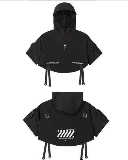 Cape Courte à Capuche Stylée -  techwear - Cape Courte à Capuche Élégante pour les Aventuriers Urbains