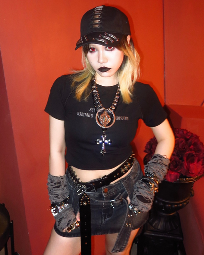 Casquette Chic en Métal Audacieux -  casquette noire - Casquette Chic en Métal Audacieux pour un Style Unique