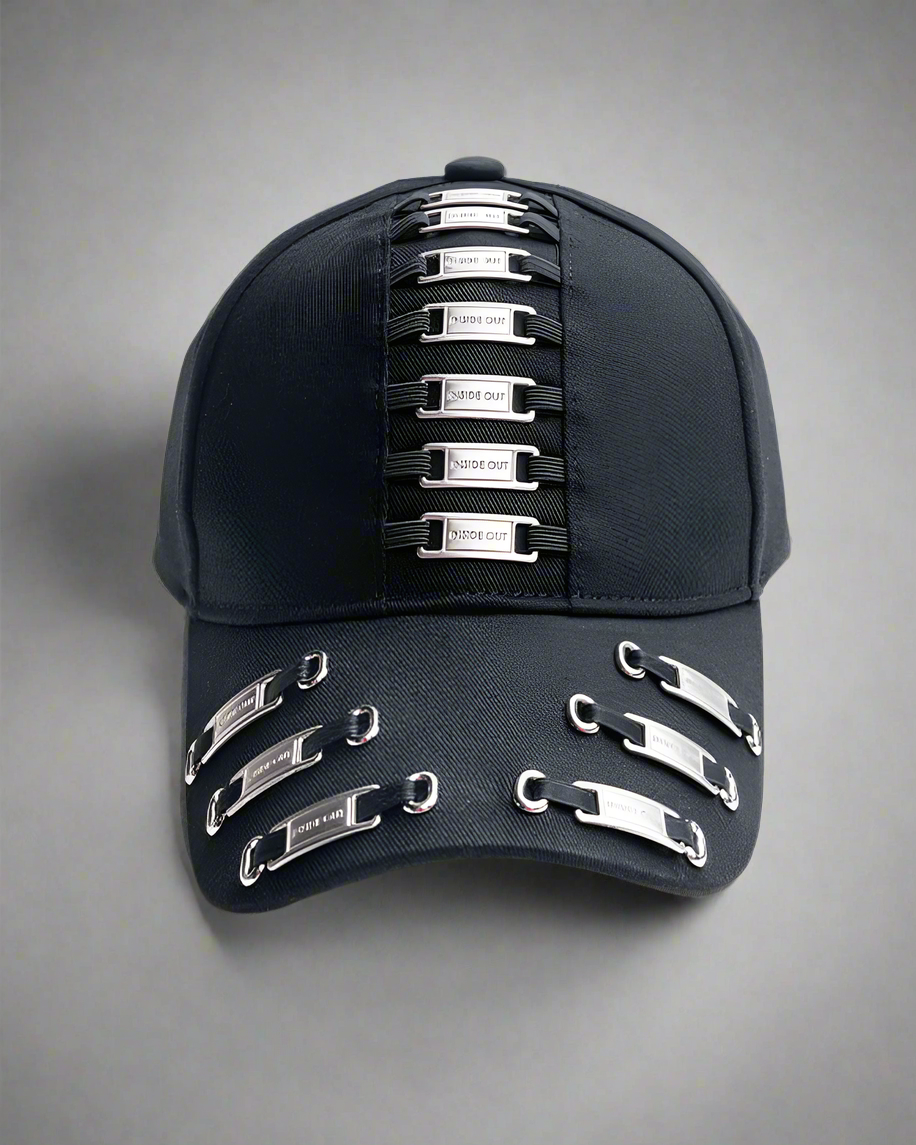 Casquette Chic en Métal Audacieux -  casquette noire - Casquette Chic en Métal Audacieux pour un Style Unique