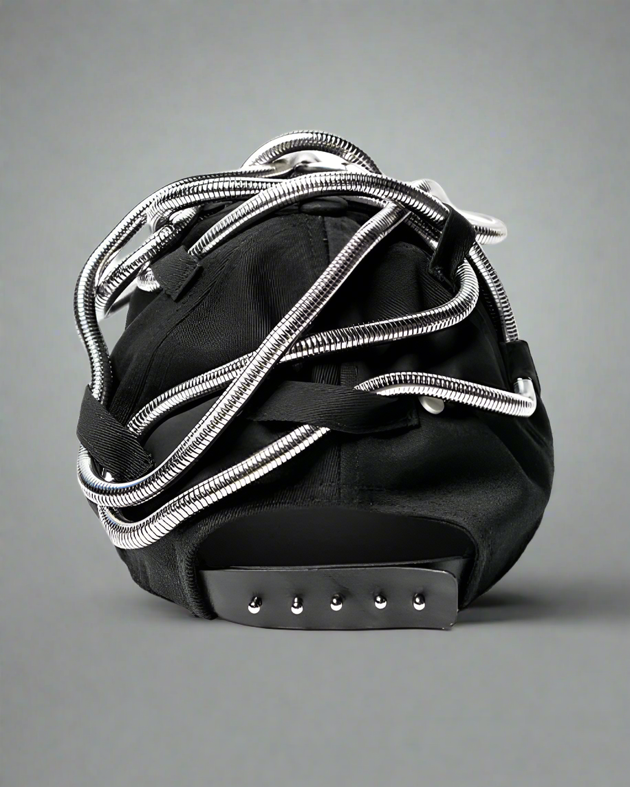 Casquette en Chaîne Serpent Audacieuse -  style urbain - Casquette de Baseball Noir avec Chaîne Serpent