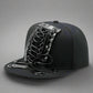 Casquette Chic à Clous