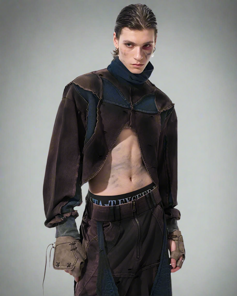 Ensemble Techwear Urbain Audacieux -  tenue modulaire - Ensemble Techwear Urbain : Sweatshirt, Débardeur et Shorts