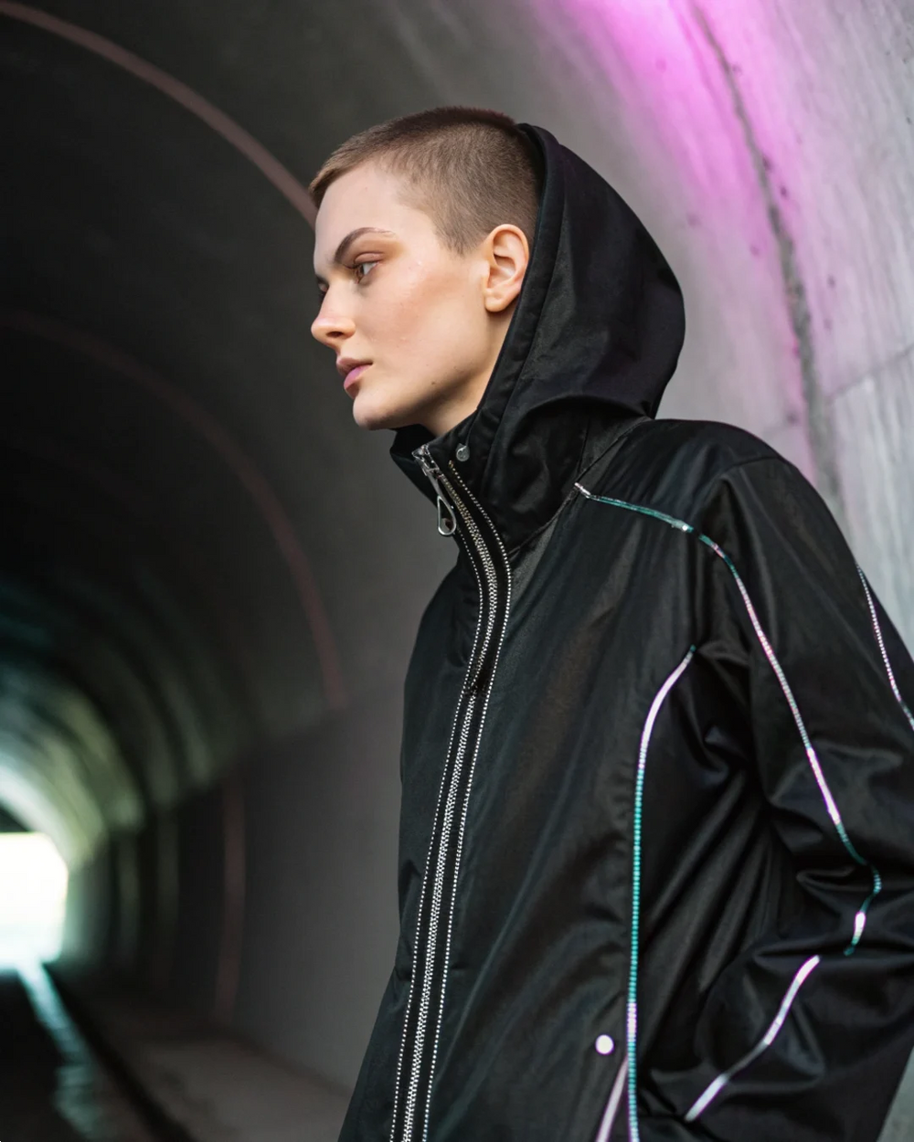 Bannière home Nixture — look urbain techwear, texte et CTA au centre