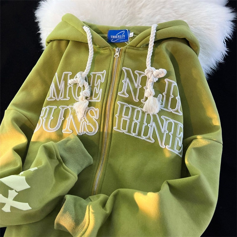 Hoodie Aesthétique -  design accrocheur - Hoodie Aesthétique au Style Rétro et Contemporain