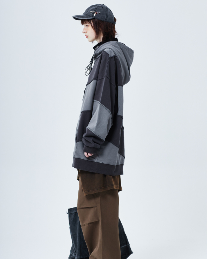 Hoodie Unisexe Patchwork Tendance -  style futuriste - Hoodie Patchwork Unisexe : Style Urbain et Confort