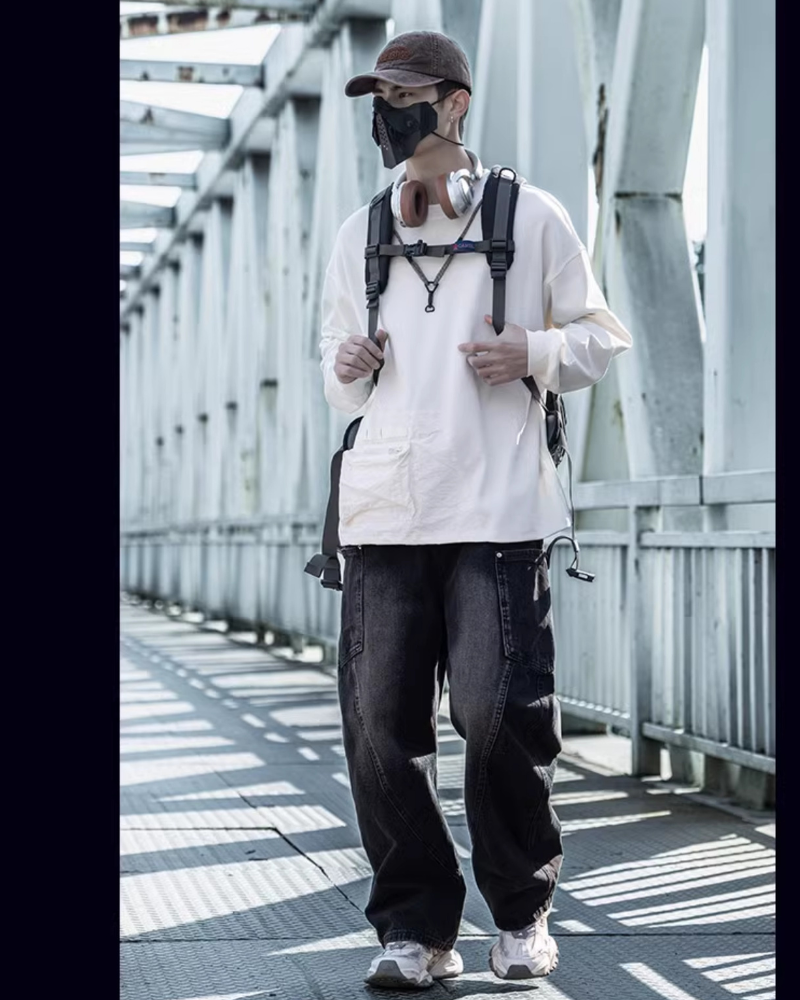 Jean droit chic à panneaux -  vêtements de ville - Jean droit à panneaux avec poches cargo pour un style pratique