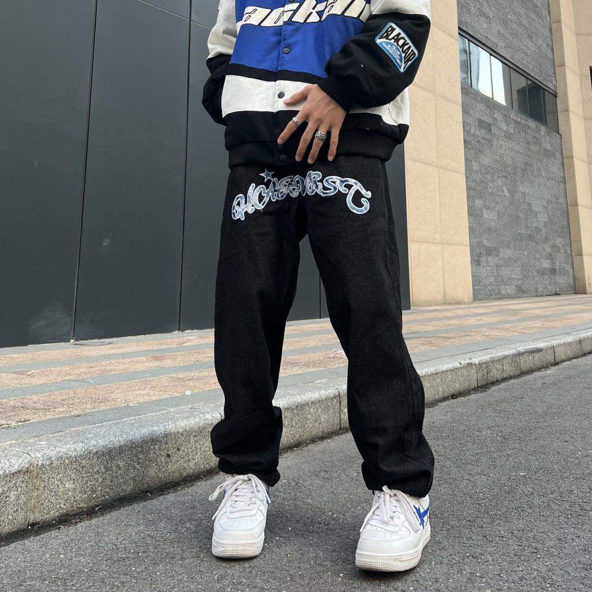 Jeans Graffiti - jeans y2k - Jeans Baggy Graffiti pour un Style Streetwear Authentique