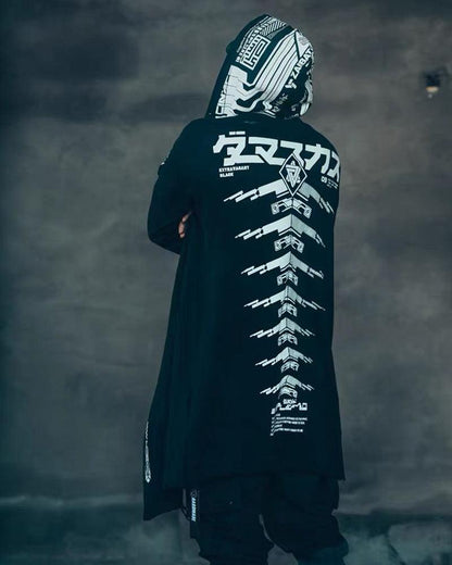 Manteau Long Sombre Avant-Garde