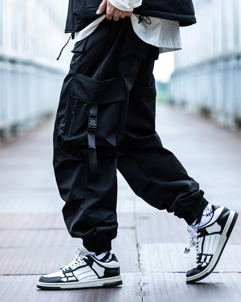 Pantalon Cargo Noir Chic - pantalon noir - Pantalon Cargo Noir Chic avec Poches Spacieuses