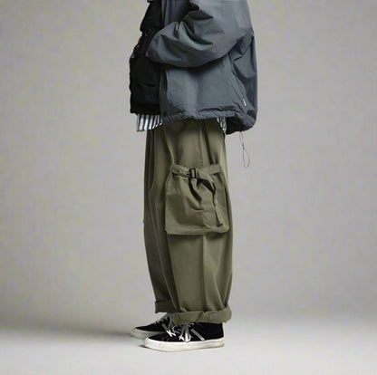 Pantalon Cargo Polyvalent -  coupe ample - Pantalon cargo polyvalent pour un style streetwear
