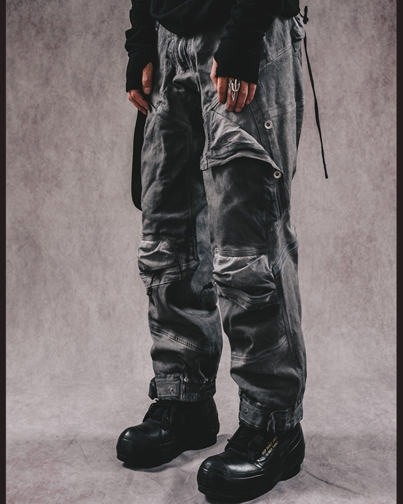 Pantalons Cargo Distressés Prêts pour l'Aventure -  vêtements cyberpunk - Pantalons cargo distressés pour un style urbain et aventurier