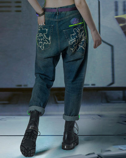 Pantalons en Denim Découpés au Laser Futuristes -  durable - Pantalons en denim futuristes pour un look unique
