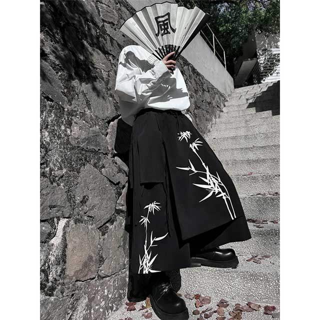 Pantalons Hakama Japonais Étonnants -  vêtements japonais - Pantalons Hakama Japonais au confort moderne et polyvalent
