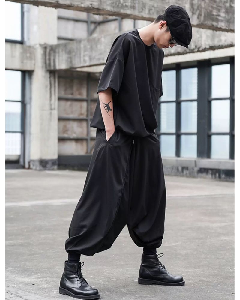 Pantalons Hakama Techwear Noir Chic -  tenue urbaine - Pantalons Hakama Techwear Noir pour un style moderne