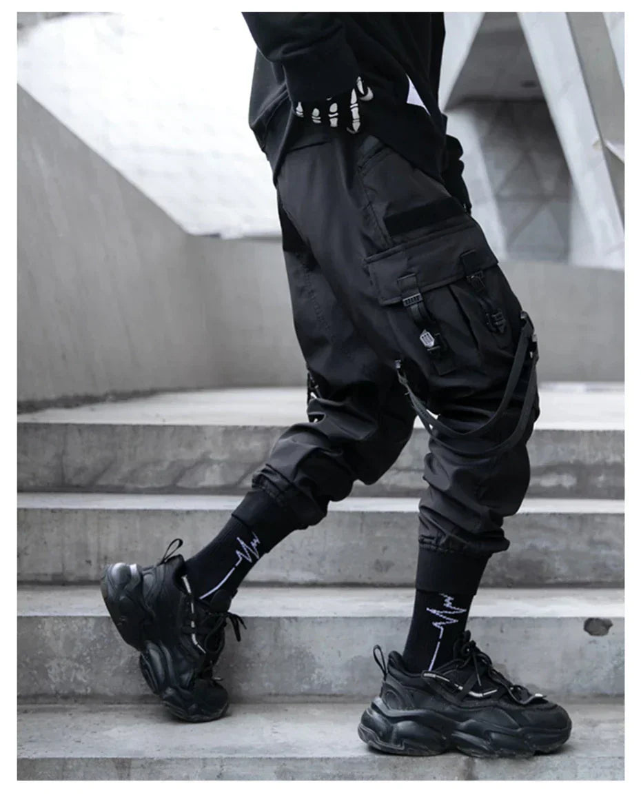 Pantalons Noirs à Bretelles pour le Style -  streetwear - Pantalons Noirs à Bretelles pour un Style Décontracté