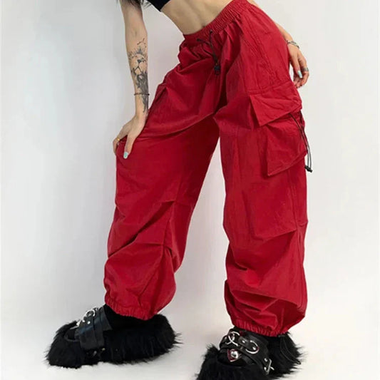 Pantalons Parachute Rouges - pantalons y2k - Pantalons parachute rouges pour un style streetwear audacieux