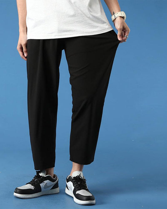 Pantalon élégant en soie à jambes droites