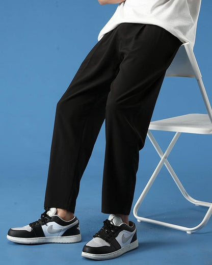 Pantalon élégant en soie à jambes droites